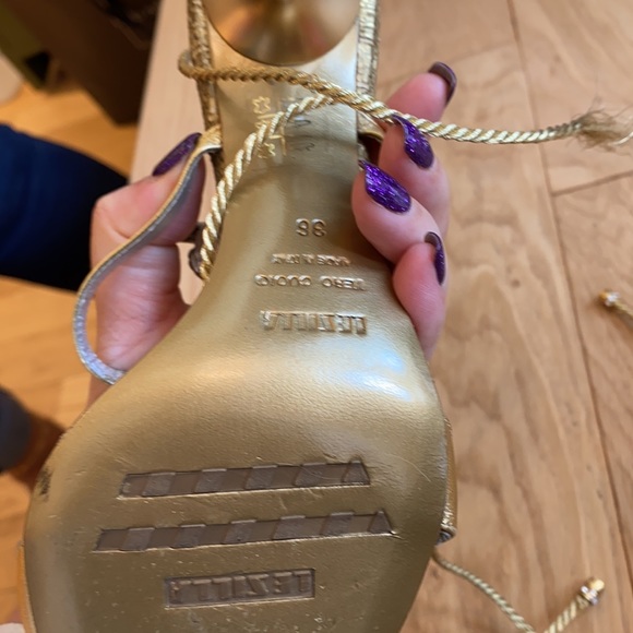 Designer heels - Picture 2 of 3